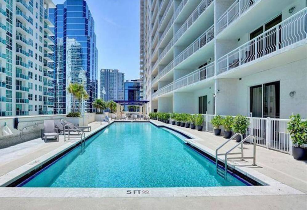 شقة Ocean View 35Th Floor, In The Heart Of ميامي المظهر الخارجي الصورة