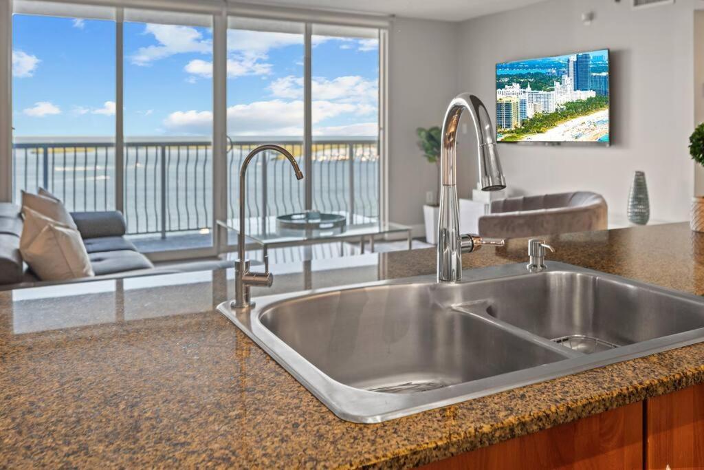 شقة Ocean View 35Th Floor, In The Heart Of ميامي المظهر الخارجي الصورة